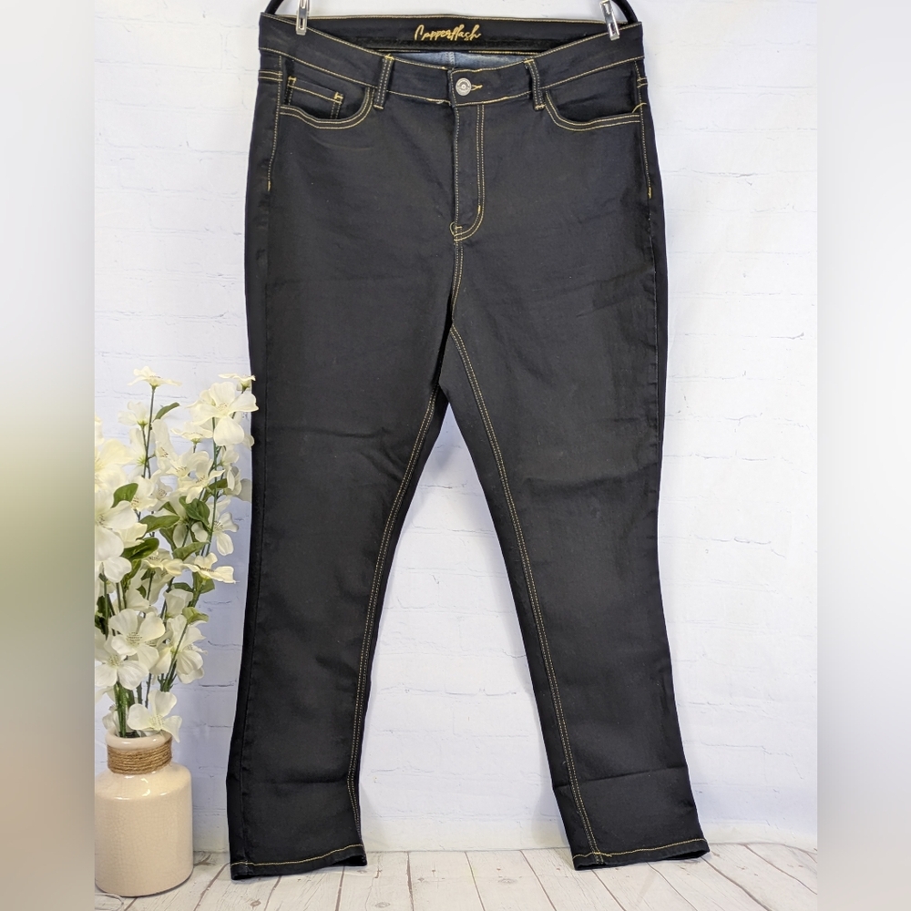 Blue Skinny Jeans with Stretch and Classic Design